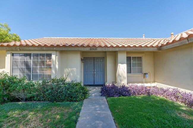 Photo - 44435 Buttercup Ln