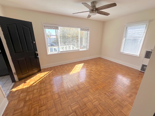 Photo - 270 Cliff Dr Unit 7