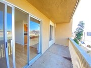 Photo - Pacific Beach Condo! 2 BEDROOM 2 BATH with...