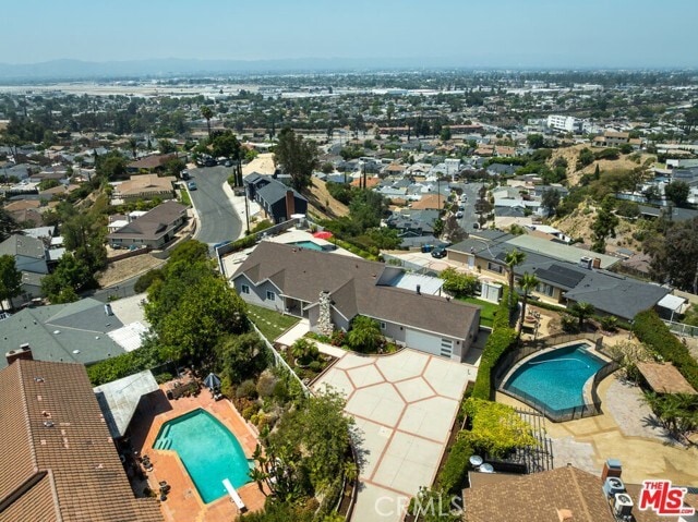 Building Photo - 8471 Vine Valley Dr
