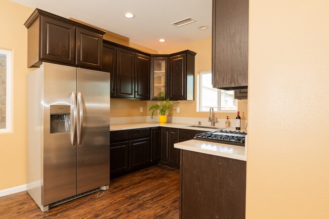 Kitchen - 938 S Bernal Ave House