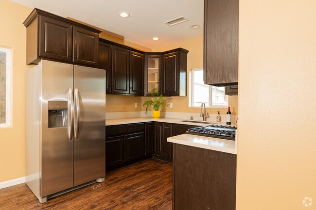 Kitchen - 938 S Bernal Ave Rental