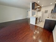 Photo - 536 N Sweetzer Ave Unit 3