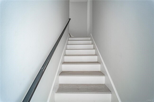 Photo - 6926 Morella Ave