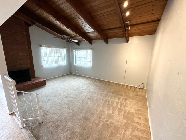 Photo - Beautiful 3 bed/2 bath unit in Huntington Beach Unit A