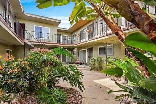 Photo - 4450 Wilson Ave