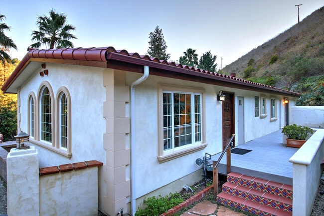 Photo - 1569 Sycamore Canyon Rd