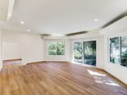 Photo - 10563 Lindbrook Dr