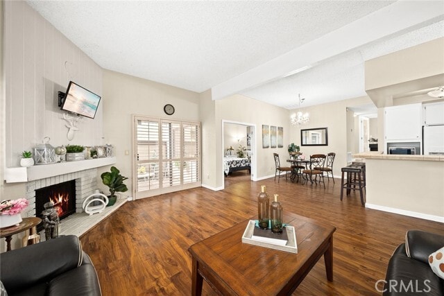 Living room/dining room - 444 W Huntington Dr Unit 119