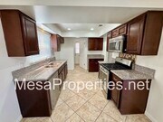 Photo - 1836 E Linfield St House