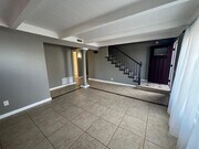 Photo - 528 Raintree Dr
