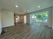 Photo - Fully Remodeled 4 Bedroom 2.5 Bathroom in ... House