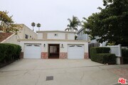 Photo - 7711 W 82nd St House