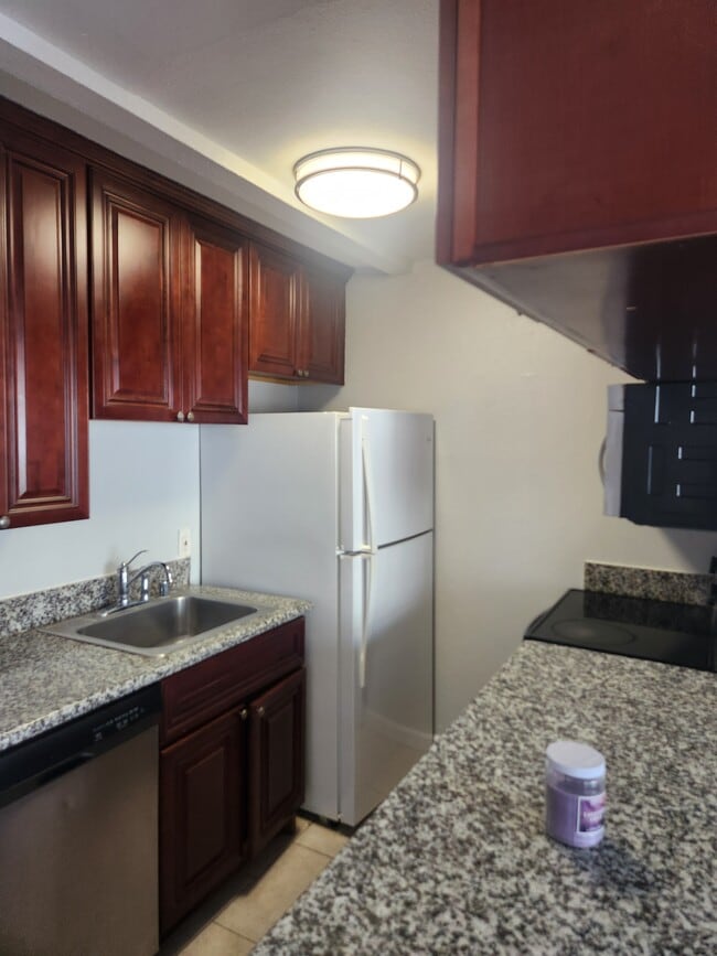 Photo - 2626 Highland Ave Unit 2626 Highland Ave. #5