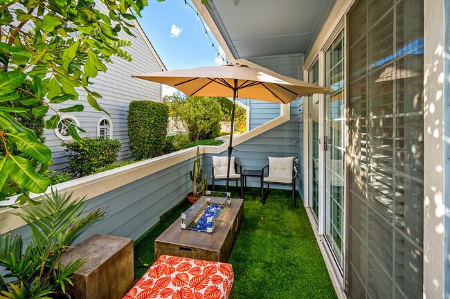 Photo - 620 Holbrook Ct