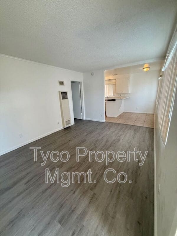 Photo - 152 Third Avenue