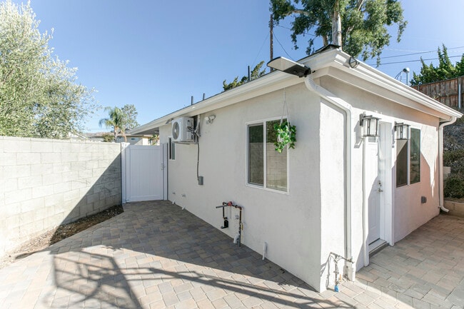 Photo - 7209 Dos Rios Dr House