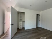 Photo - 21715 Hart St