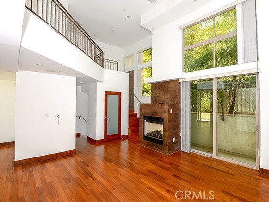 Photo - 1243 Franklin St