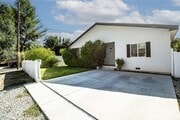 Photo - 25101 Vermont Dr House