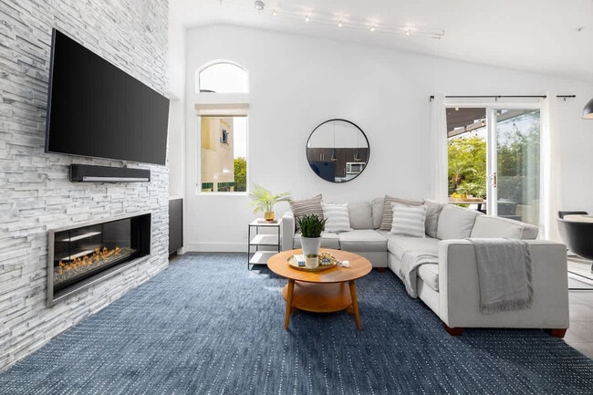 Photo - 818 Sunset Dr Unit ID1292580P