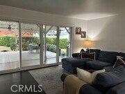 Photo - 3333 Balzac St