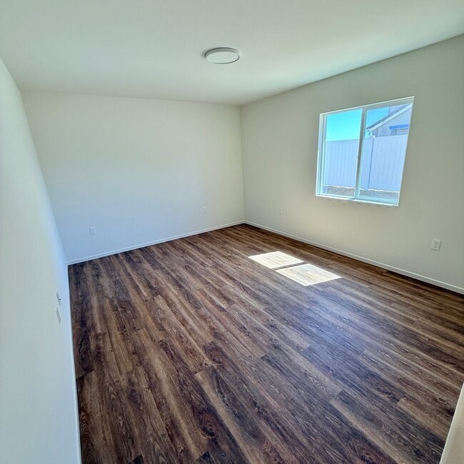Photo - BRAND NEW 4 BEDROOM ADELANTO HOME / 1/2 OFF FIRST MONTH'S RENT
