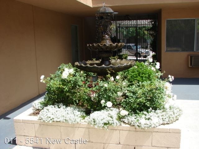 Photo - 5541 Newcastle Ave