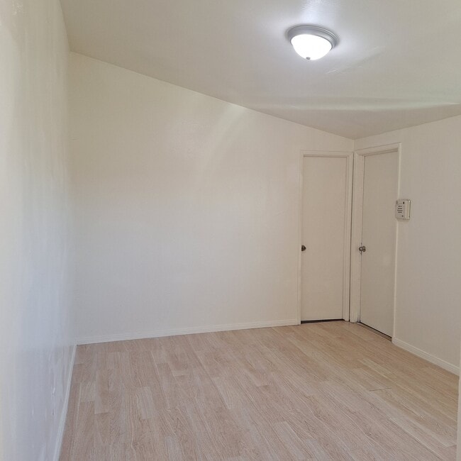 Photo - 9402 Fermi Ave