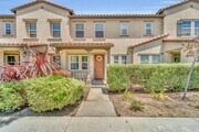 Photo - 423 Green River St Townhome