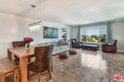 Photo - 434 S Canon Dr Apartment Unit Beverly Hills 3bdr 2bath
