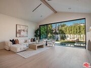 Photo - 14647 Morrison St