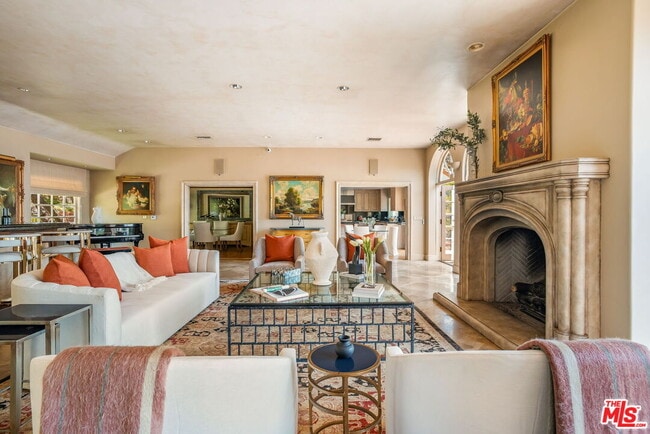 Photo - 10820 Ambazac Way