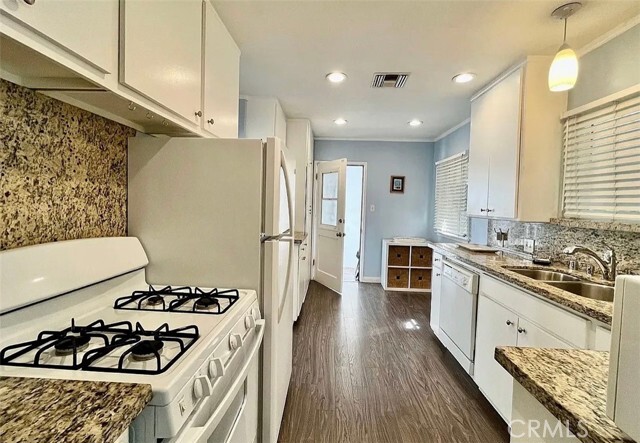 Photo - 12454 Kling St