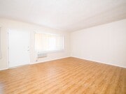 Photo - 1166 S. Crenshaw Blvd