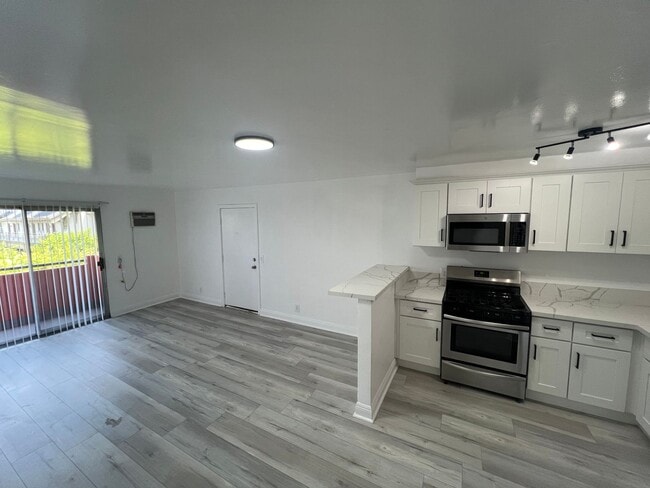 Photo - VRA27 LLC- "Villa Regency Apartments"