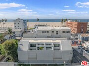 Photo - 21 1/2 Wavecrest Ave