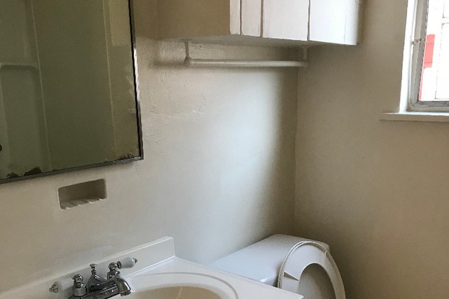 Photo - 1237 N Detroit St Unit 1239-3