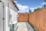 Photo - 10250 Stagg St House