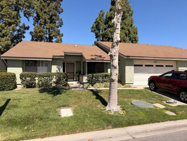 Building Photo - Large home on Golf Course in Leisure Village Senior Community