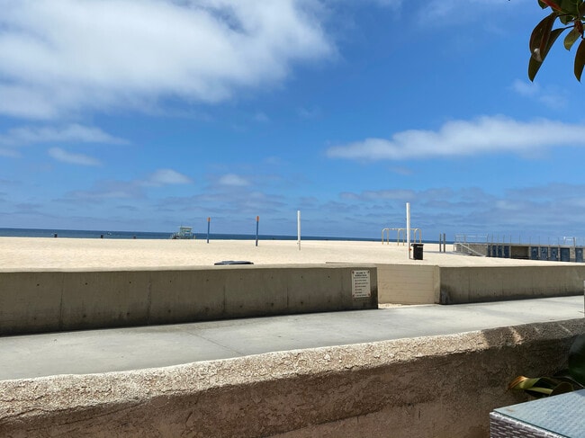 Photo - 114 The Strand Unit Suite 3