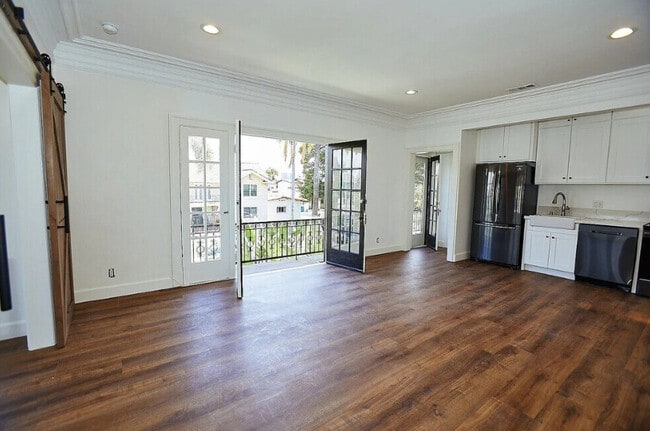 Photo - 3520 W 12th St