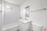 Photo - 3943 Seneca Ave