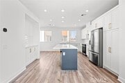 Photo - 609 S Lyon St Townhome