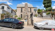 Photo - 2620 Commodore St