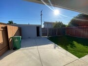 Photo - 4384 Clairemont Dr Townhome