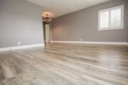 Photo - 11433 Littchen St