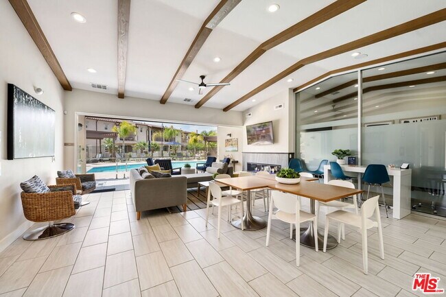 4448 Paxton Pl - Calabasas, CA | WestsideRentals.com