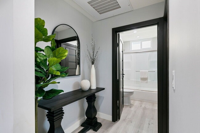 Photo - 13637 N Fellows Ave Unit .5