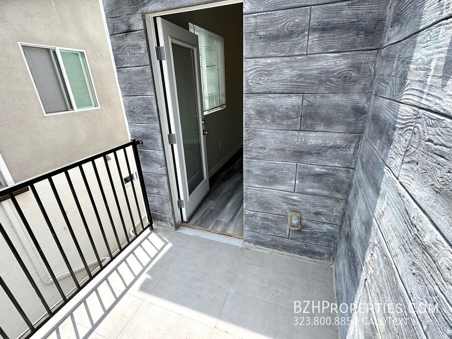 Photo - 1123 Browning Blvd Townhome